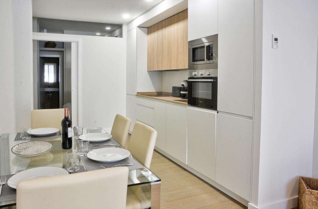 Apartamento De Dos Dormitorios En Triana Sevilla Exterior foto