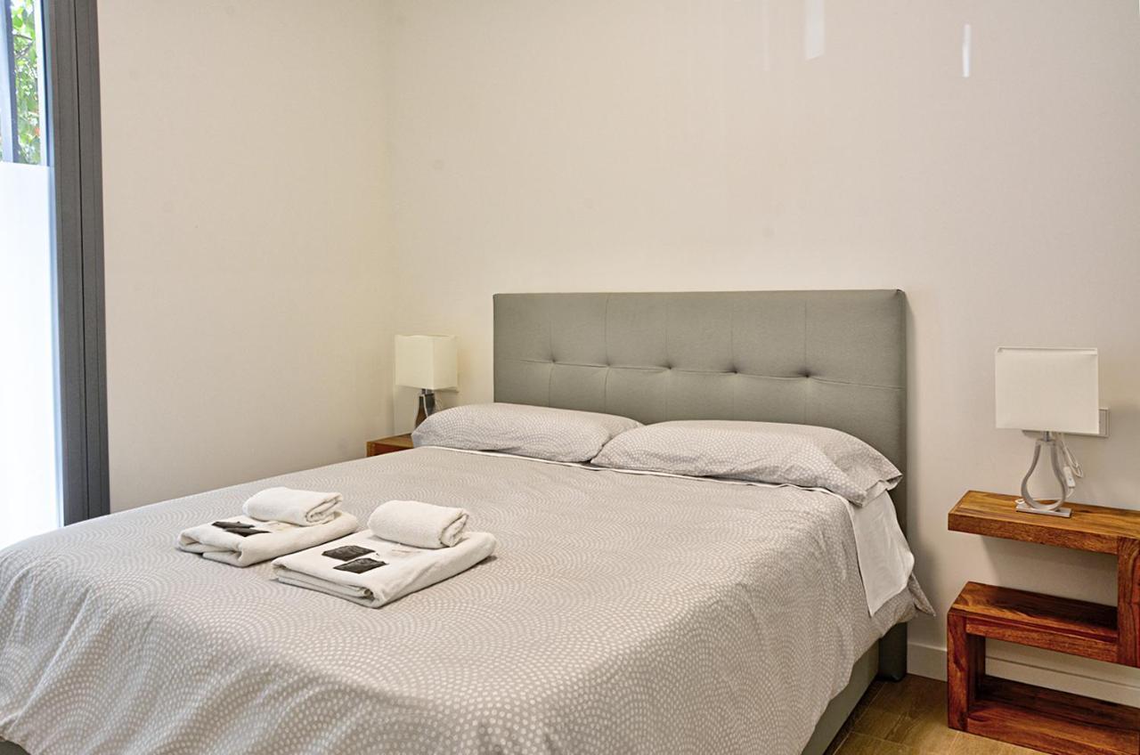 Apartamento De Dos Dormitorios En Triana Sevilla Exterior foto