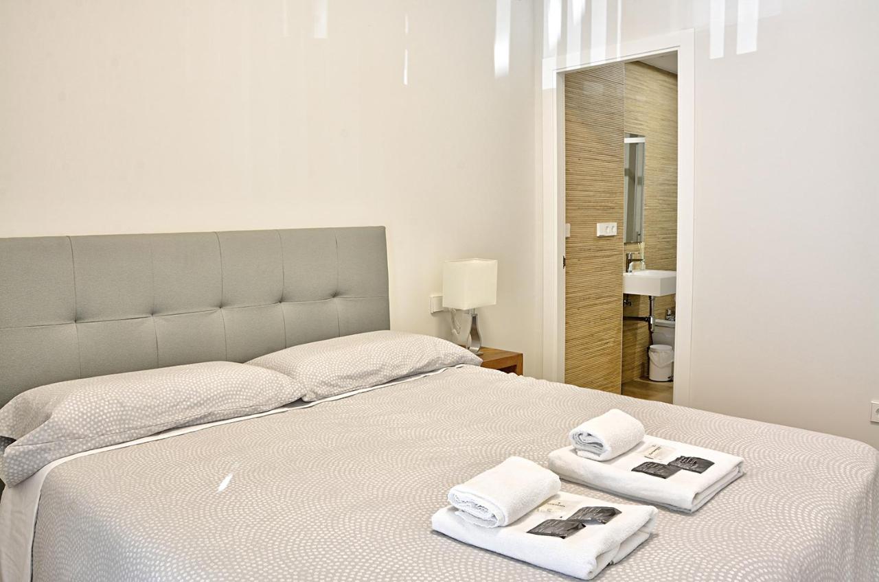 Apartamento De Dos Dormitorios En Triana Sevilla Exterior foto